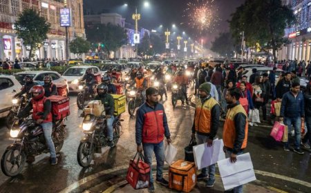 New Year’s Eve Delivery Boom Continues Despite Gig Workers’ Strike Call